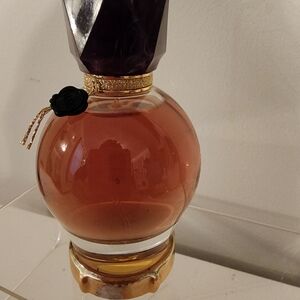 Viktor & Rolf Gold and Black Perfume Base